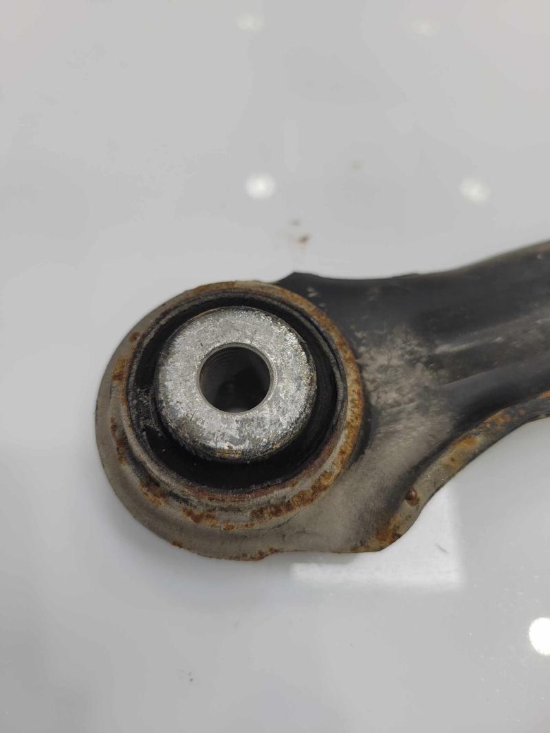 2014 Chrysler 300 Upper Control Arm Rear