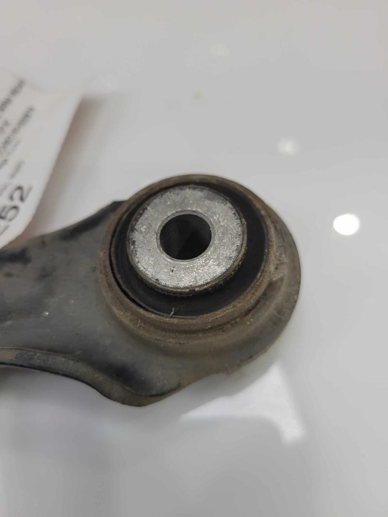 2014 Chrysler 300 Upper Control Arm Rear