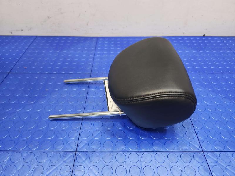 2013 Infiniti FX35 Headrest
