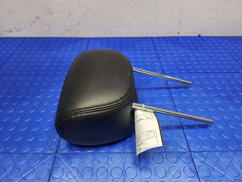 2013 Infiniti FX35 Headrest