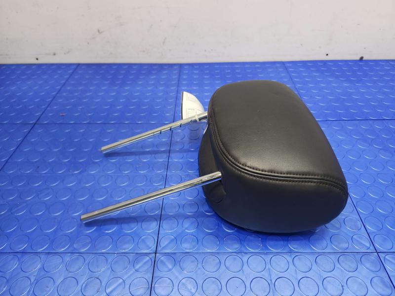 2013 Infiniti FX35 Headrest