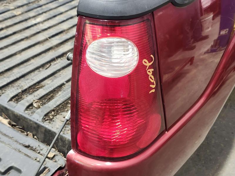 2004 Ford Explorer Tail Light Assembly
