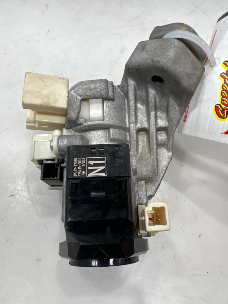 2012 - 2019 Toyota Prius C 1.5L Ignition Switch Assembly w/o Key OEM