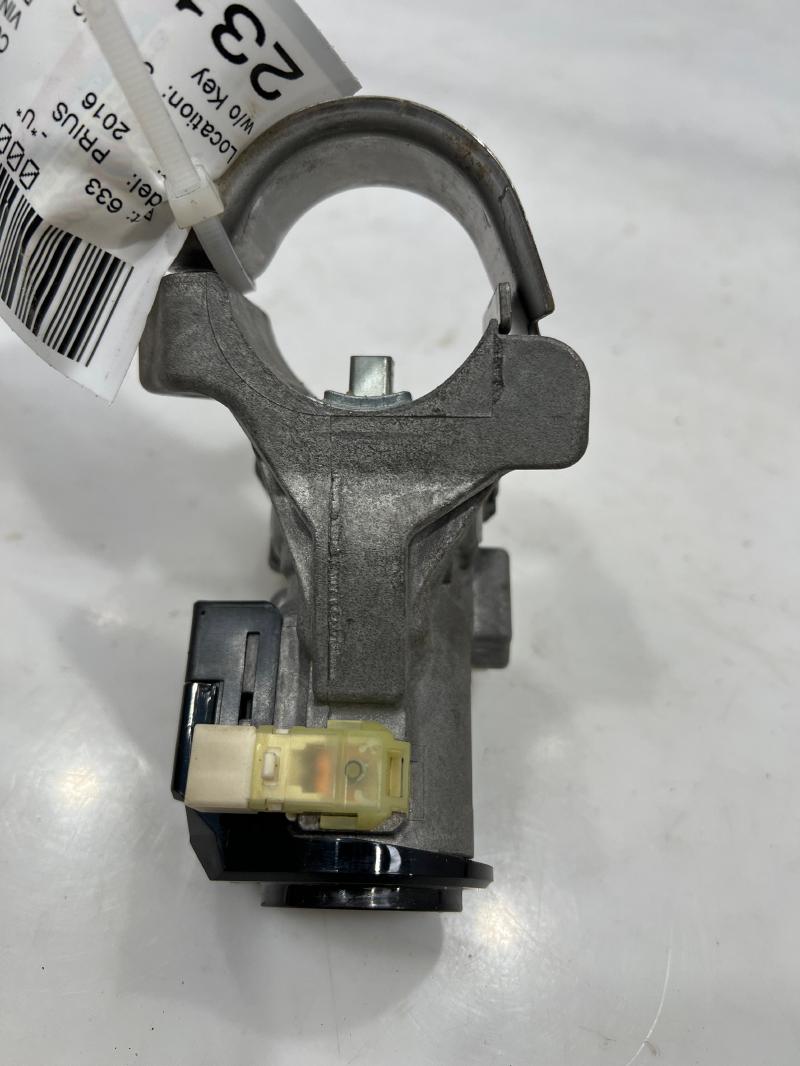 2012 - 2019 Toyota Prius C 1.5L Ignition Switch Assembly w/o Key OEM