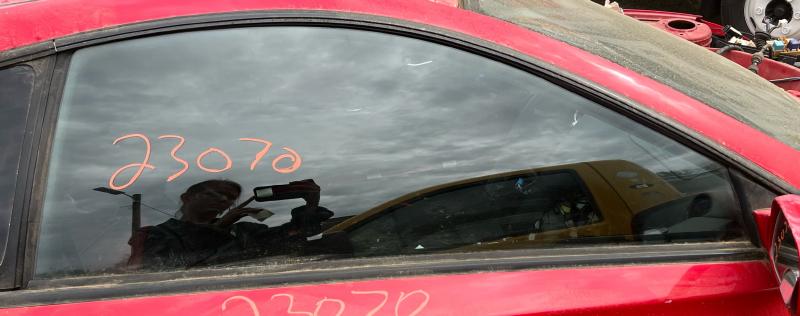 2000 - 2005 Toyota Celica Front Door Glass RH Passenger Side Right OEM 6810120300