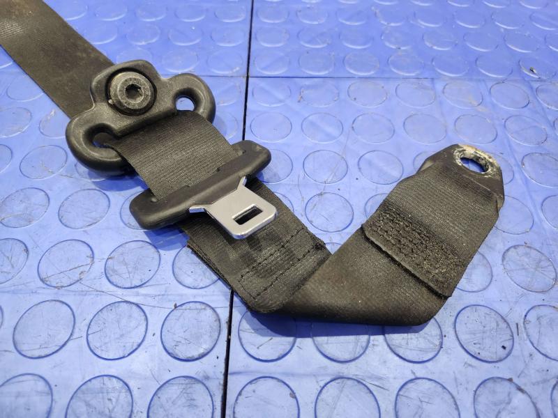 2020 Jeep Renegade Rear Seat Belt