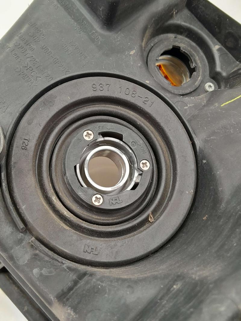 2008 Toyota Sequoia Headlamp Assembly