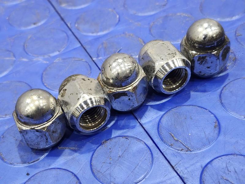2021 Subaru Crosstrek Lug Nuts