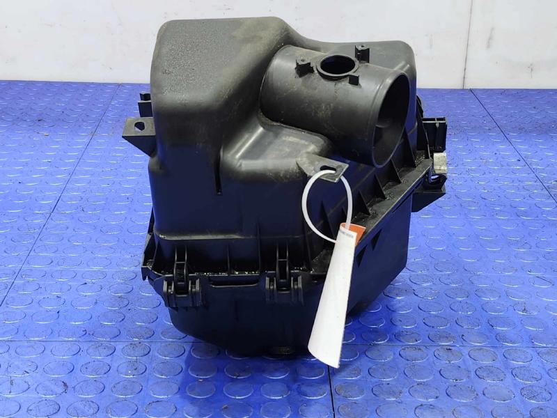 2006-2012 Toyota RAV4 4 Cylinder Engine Air Cleaner Box Assembly OEM 177000V012