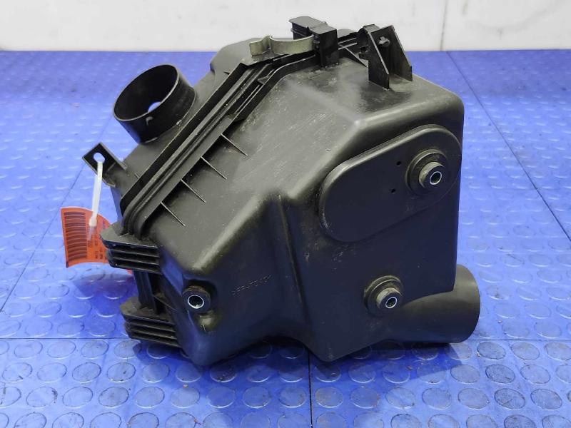 2006-2012 Toyota RAV4 4 Cylinder Engine Air Cleaner Box Assembly OEM 177000V012