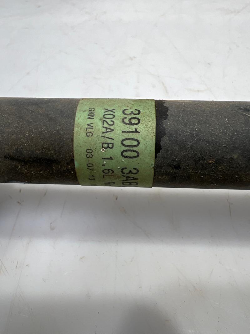 2014 Nissan Versa Axle Shaft