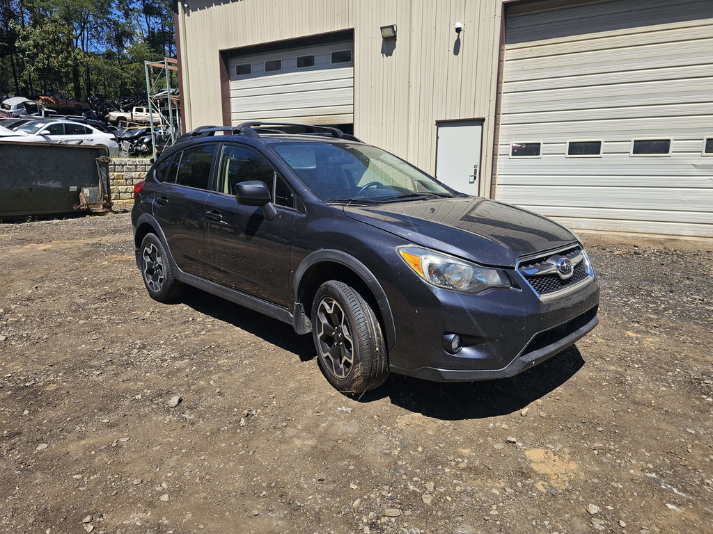 2014 Subaru Crosstrek Front Door