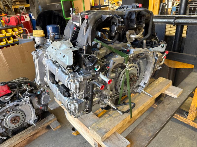 2015 Subaru Legacy Engine Assembly/Motor