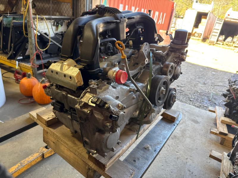 2015 Subaru Legacy Engine Assembly/Motor