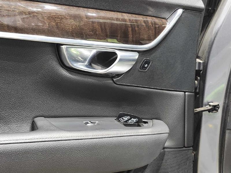 2018 Volvo S90 Rear Door Trim Panel