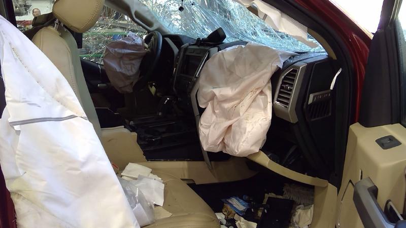 2016 Ford F-150 Front Door Regulator
