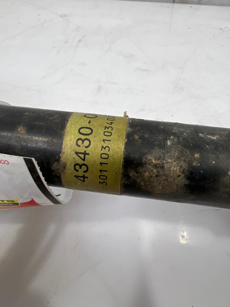 2011 Toyota Tundra Axle Shaft