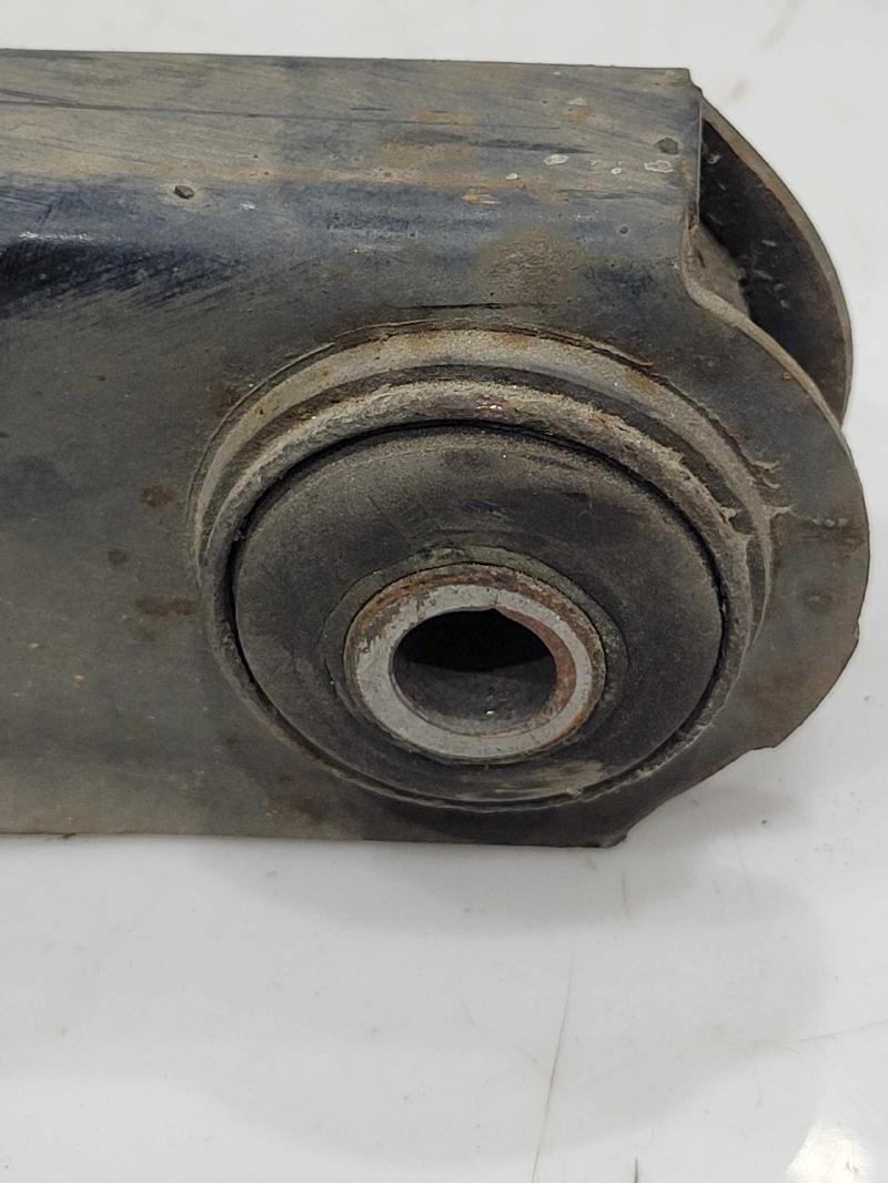 2008 GMC Yukon XL Lower Control Arm Rr