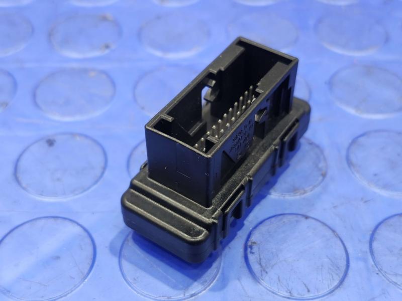 2010-2020 BMW Genuine Bus Interface 7X OEM Part 61136807395