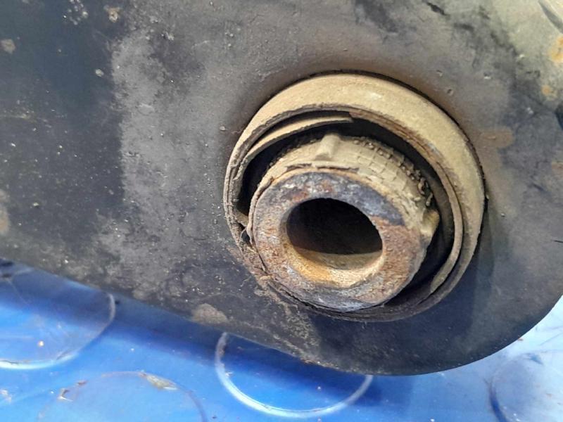 2014 Ford Escape Lower Control Arm Rr