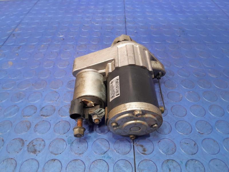 2015 Chrysler 200 Starter Motor