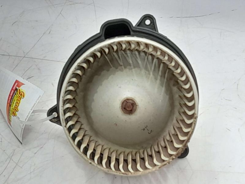 2016 Nissan Frontier Blower Motor