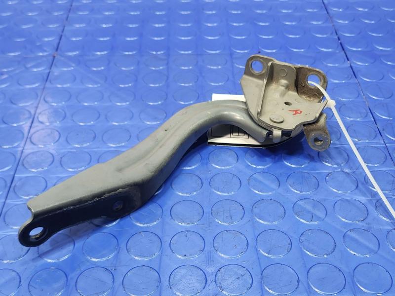 2014 Subaru Forester Hood Hinge
