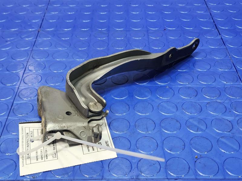 2014 Subaru Forester Hood Hinge