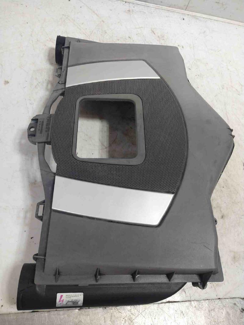 2006 Mercedes C-Class Air Cleaner