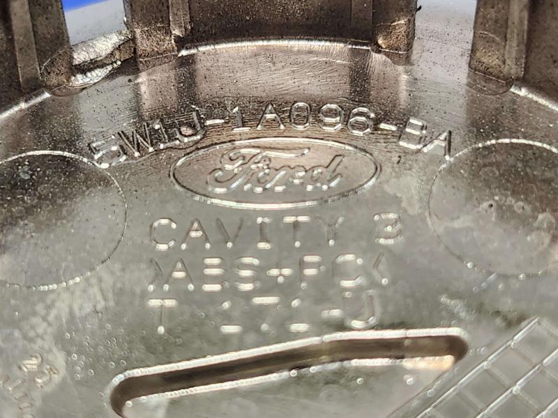 2014 Ford Mustang Center Cap