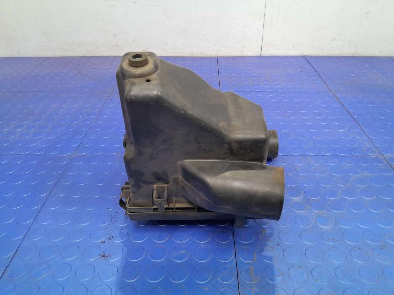 2010-2015 Toyota Prius 1.8L Air Cleaner Box Assembly Genuine OEM 1770037261