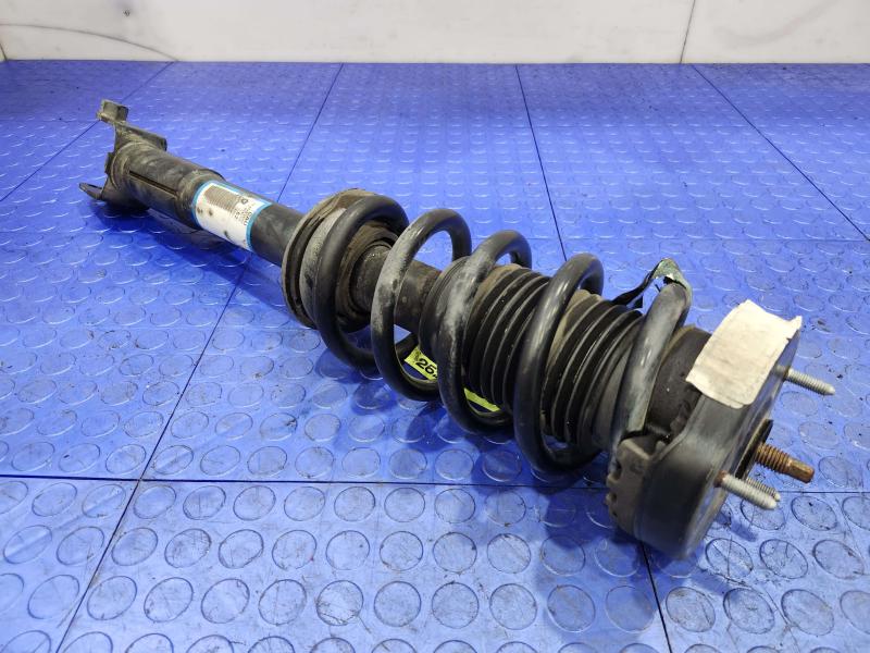 2013 Chrysler 300 Strut Assembly