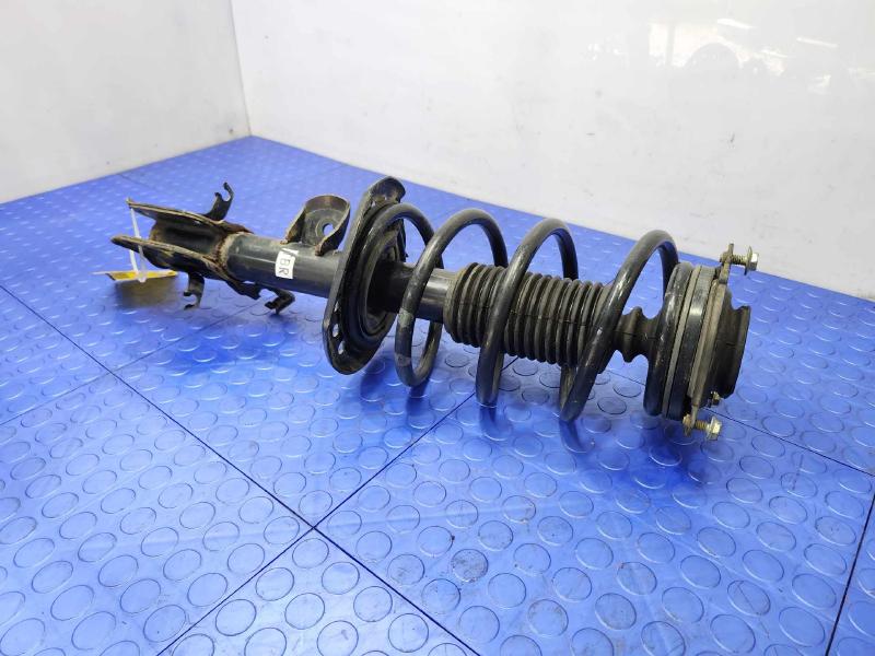 2013 Nissan Juke Strut Assembly
