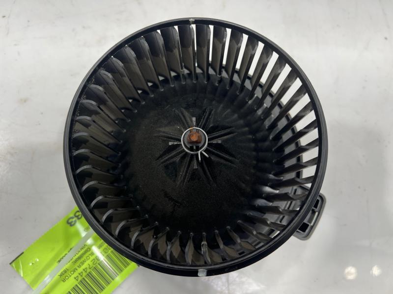 2012 - 2017 Hyundai Veloster Heater AC Blower Motor Assembly OEM 971112V000