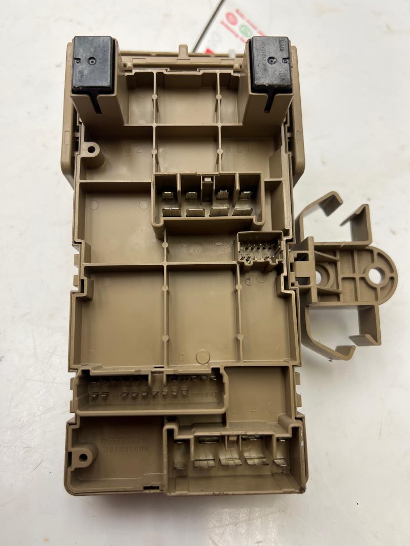 2009-13 Subaru Forester Junction Block (Cabin Fuse Box) OEM 82201FG010