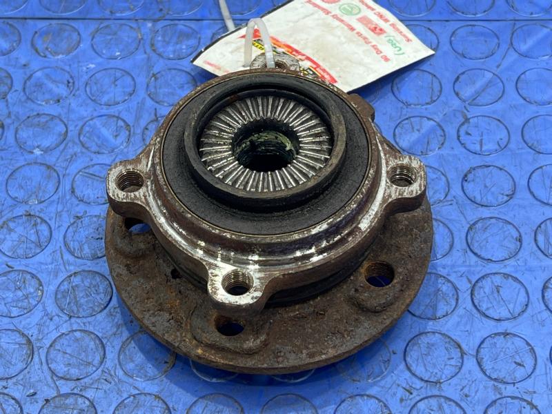 2016 MINI Cooper Hub