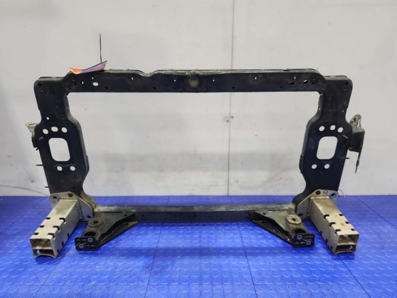 2017 Chrysler 200 Radiator Support