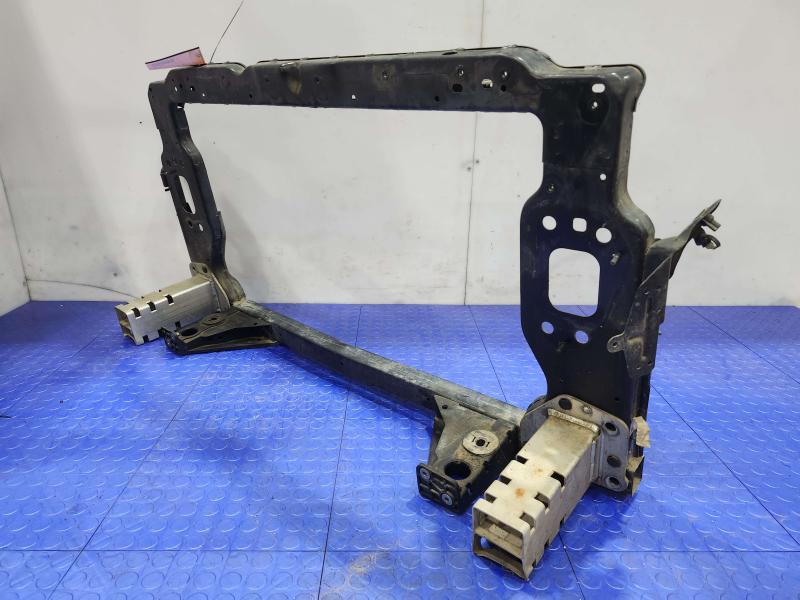 2017 Chrysler 200 Radiator Support
