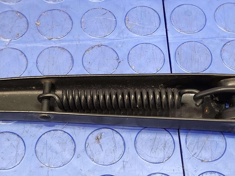 2011 Mazda CX-9 Wiper Arm