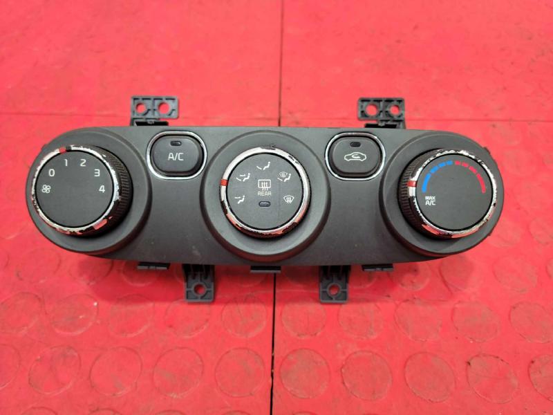 2018 Kia Forte Heater A/C Control