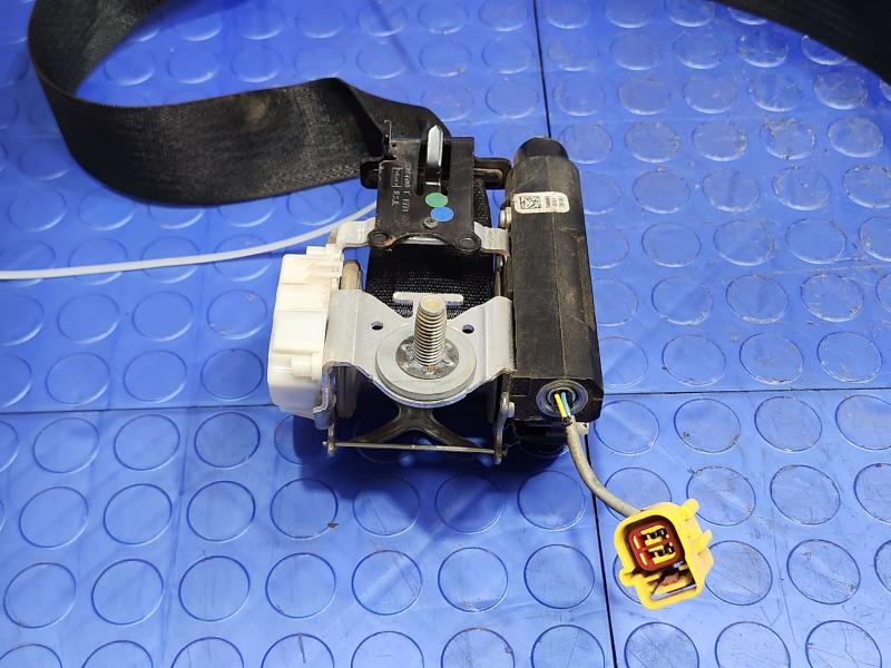 2012 Ford F-250 Super Duty Front Seat Belt