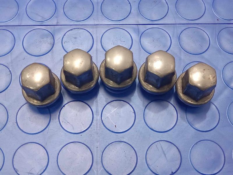 2017 Buick LaCrosse Lug Nuts