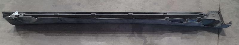 2010-2017 Volvo XC60 Rocker Molding Side Skirt RH Passenger Side OEM 30756295