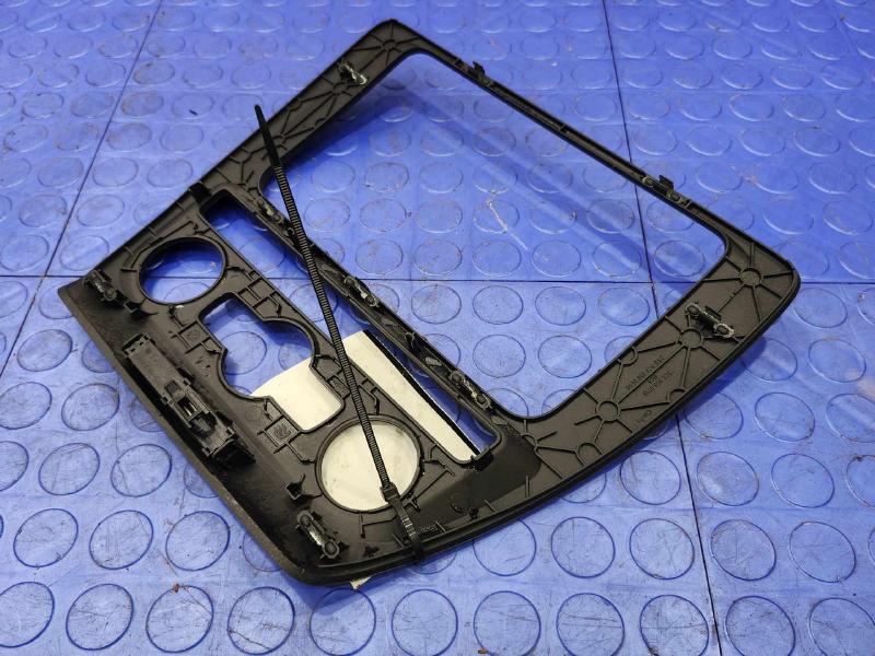 2011-2018 Volkswagen Jetta Radio Trim Surround Bezel Genuine OEM 5C6858071B