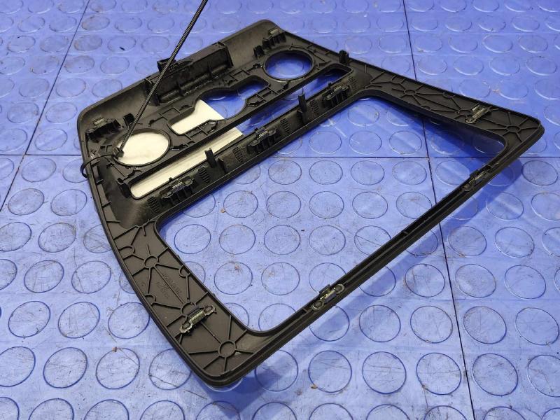 2011-2018 Volkswagen Jetta Radio Trim Surround Bezel Genuine OEM 5C6858071B