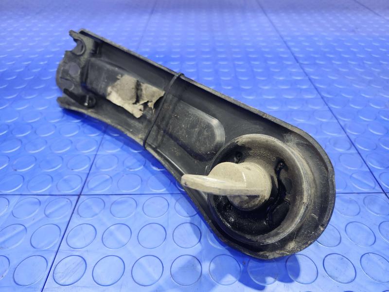 2017 Chrysler 200 Lower Control Arm Rr