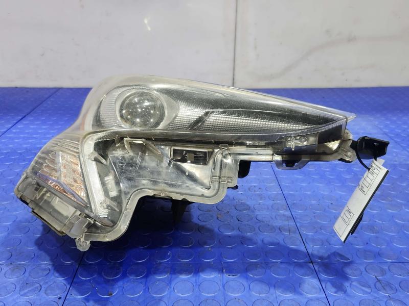 2017 Toyota Prius Headlamp Assembly