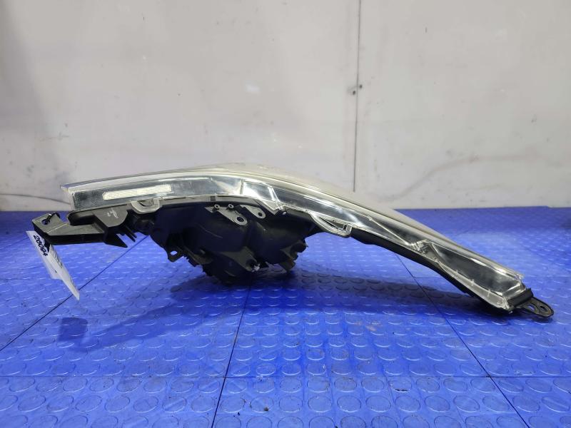 2017 Toyota Prius Headlamp Assembly