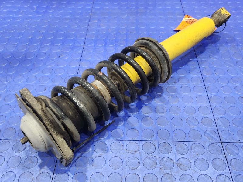 2011 Maserati Quattroporte Strut Assembly