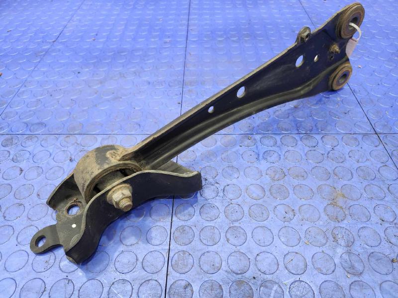 2010 Toyota RAV4 Lower Control Arm Rr